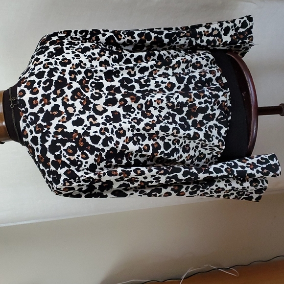Blousy leopard print top - Picture 2 of 8